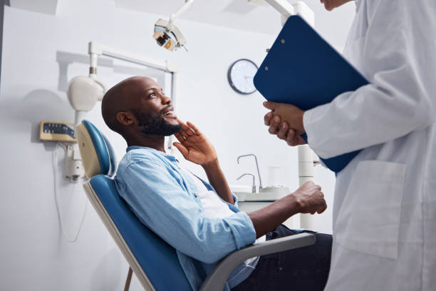 Best Cosmetic Emergency Dentistry in Huntgburg, IN