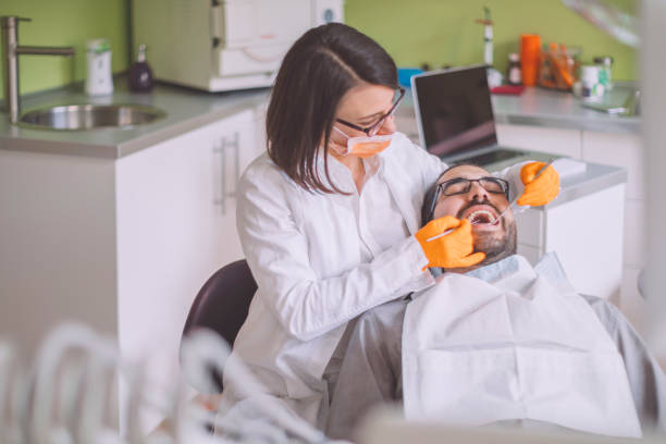 Best Emergency Root Canal Treatment in Huntgburg, IN