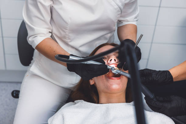Best Emergency Dental Care for Broken or Chipped Teeth in Huntgburg, IN